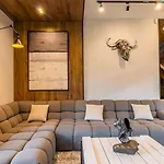 Sherwood Chalet