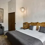 Sherwood Chalet *